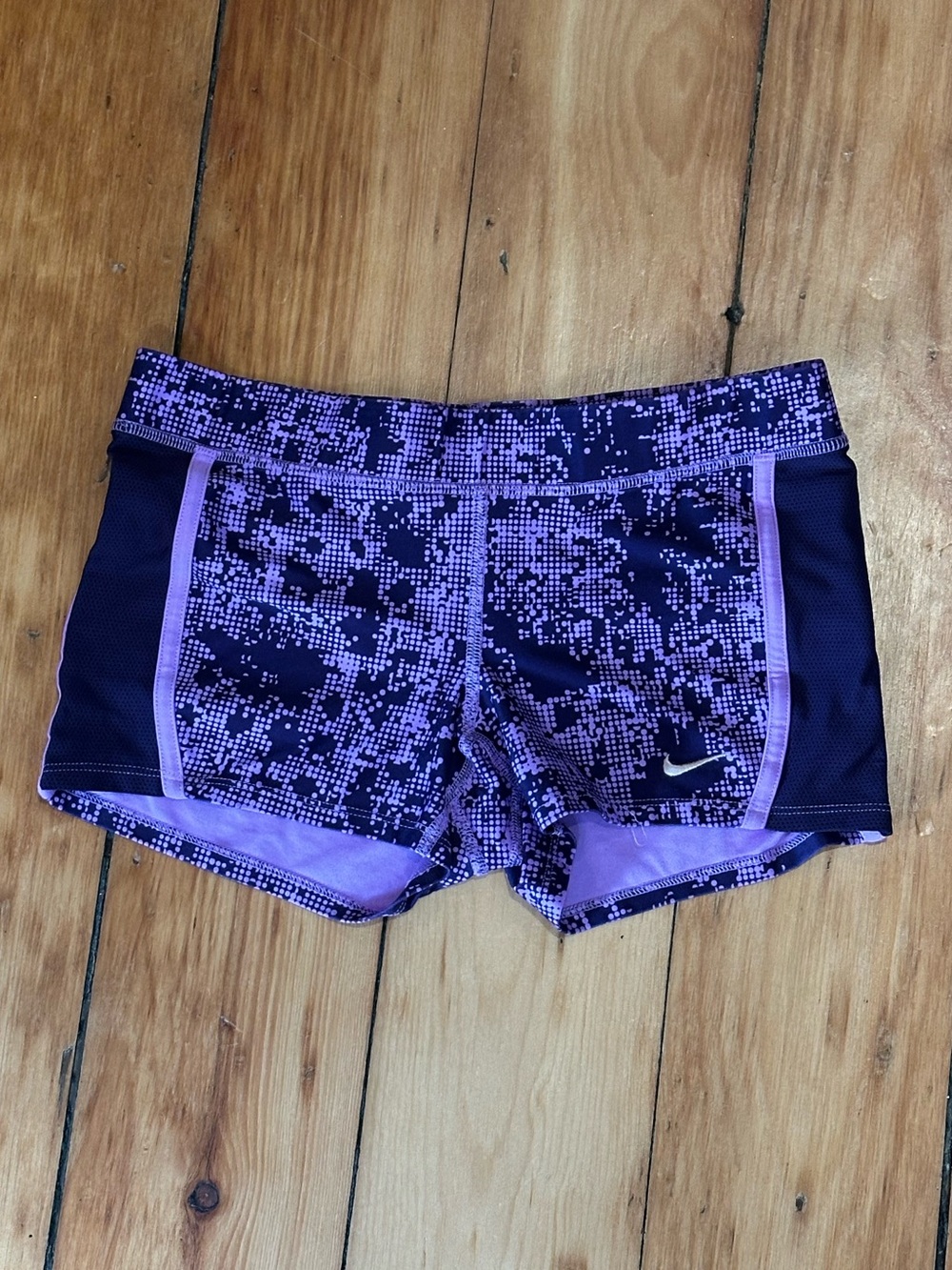Nike drifit workout shorts